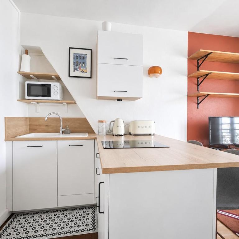 Appartement chic et agréable - 2 personnes - Appartamento con 1 Camera da Letto - 3