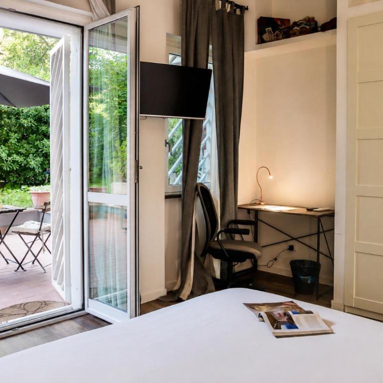 Garden Rooms by Casa Proto - Chambre Lit Queen-Size - Vue sur Jardin - 9