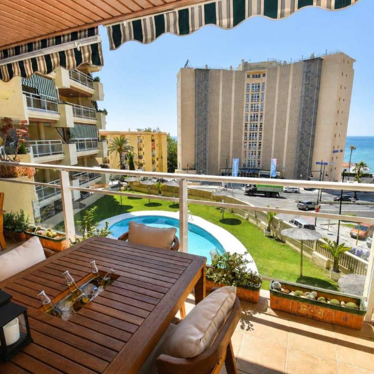 Beach 3br Pool Parking Sleeps 7 - Appartement - 9