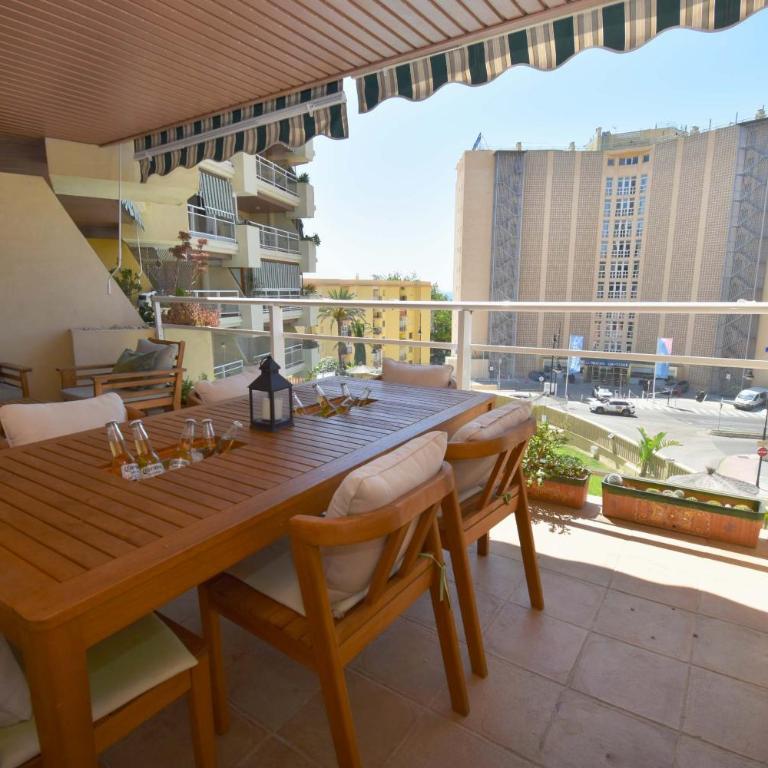 Beach 3br Pool Parking Sleeps 7 - Appartement - 13