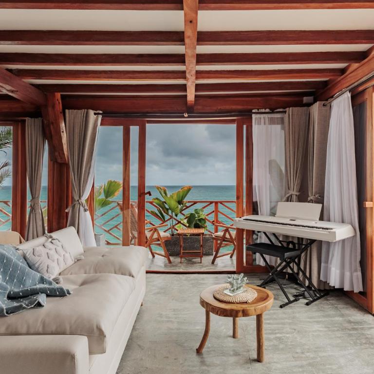Jaguar Beachfront Ecohotel & Spa - Superior Suite with Sea View - 18
