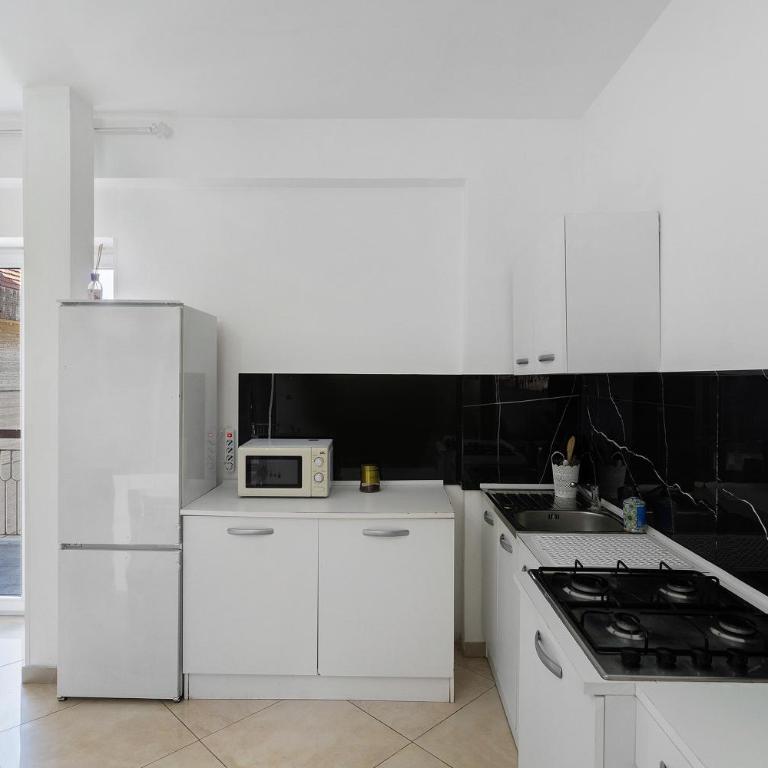 Apartments Mirosa - Deluxe-Apartment mit 2 Schlafzimmern und Gartenblick - 12