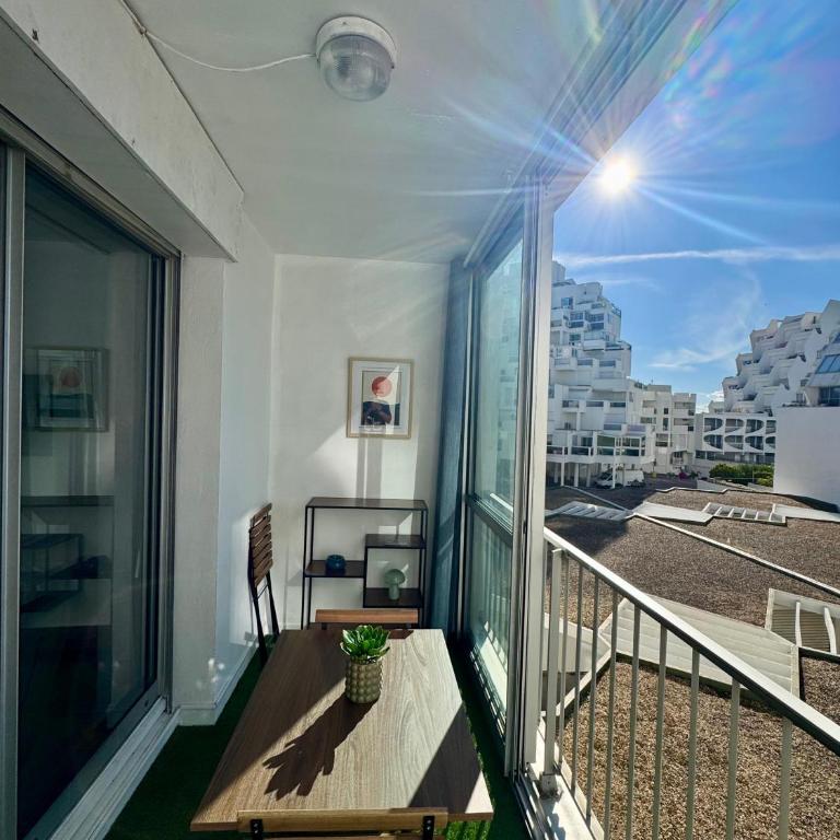 Studio climatisé avec terrasse PLAGE PORT & CENTRE à PIED Accès autonome - Estudio con terraza - 2
