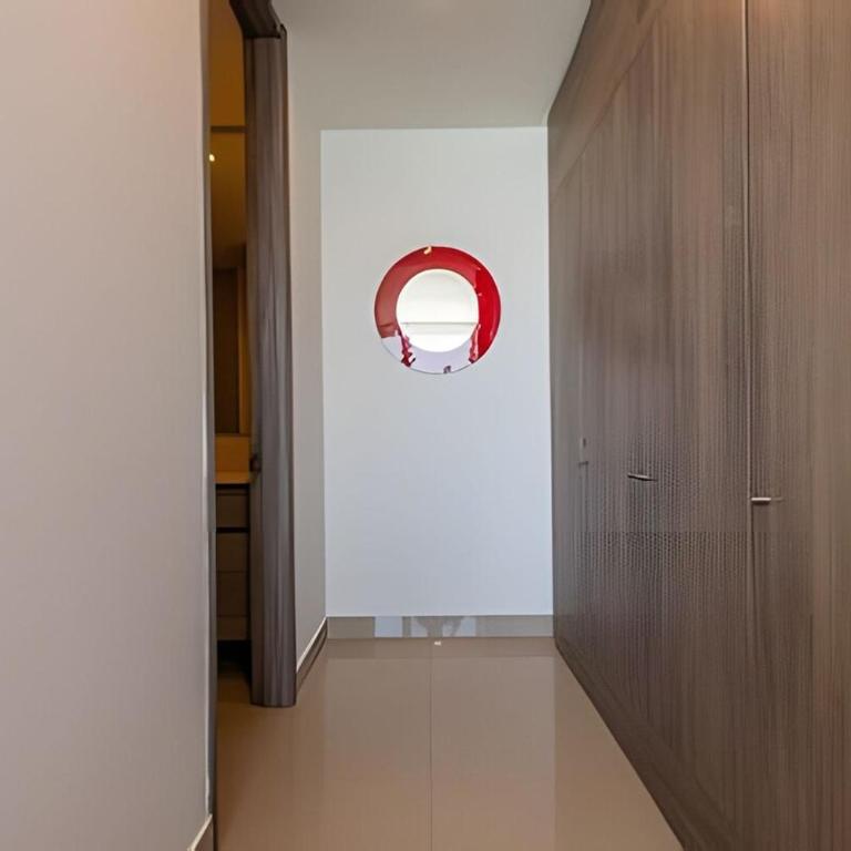 Apartamento con vistas impresionantes - Three-Bedroom Apartment - 4