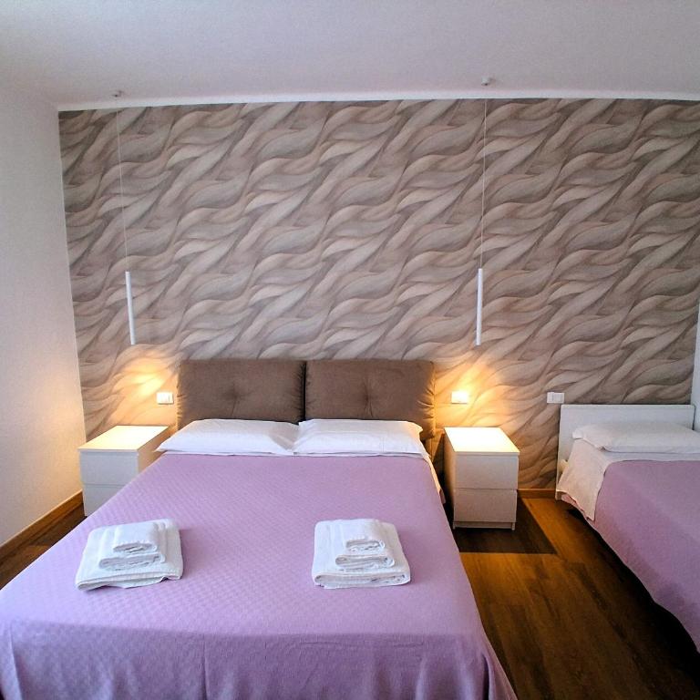 La Maison de Stephanie rooms - Chambre Triple avec Salle de Bains Privative - 5