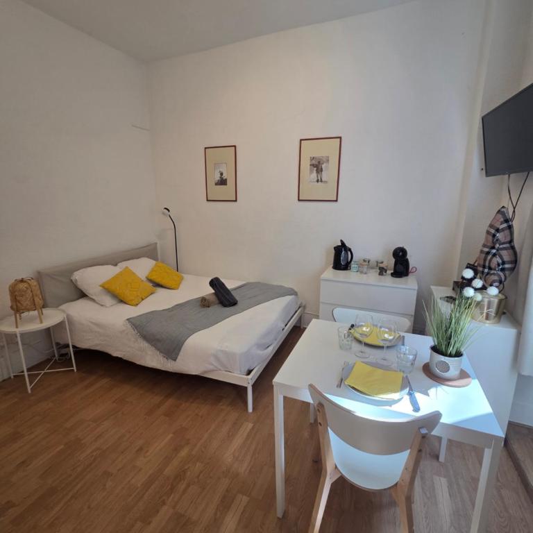 studio de charme à uriage les bains - One-Bedroom Apartment - 2