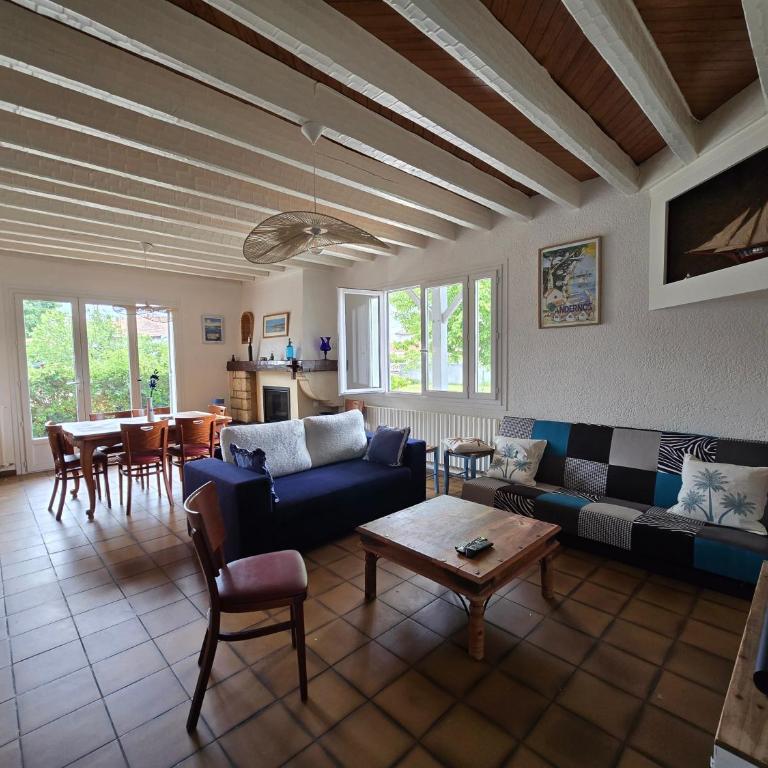 Chez papi Rob Maison landaise avec terrain de pétanque à deux pas du centre - Casa con 4 camere da letto - 4