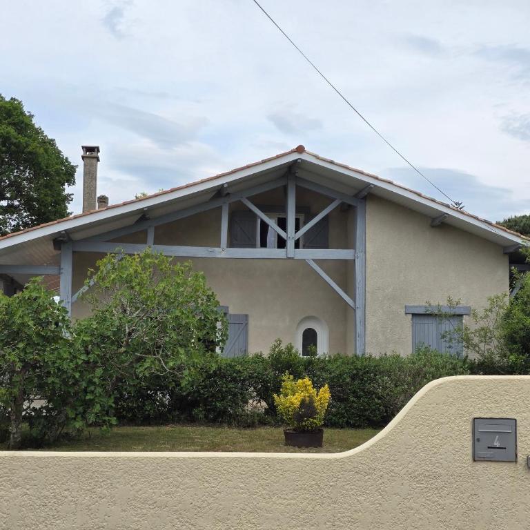 Chez papi Rob Maison landaise avec terrain de pétanque à deux pas du centre - Casa con 4 camere da letto - 30
