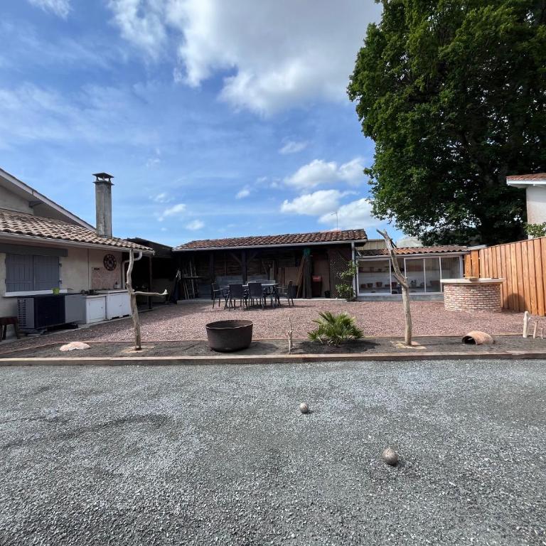 Chez papi Rob Maison landaise avec terrain de pétanque à deux pas du centre - Casa con 4 camere da letto - 37