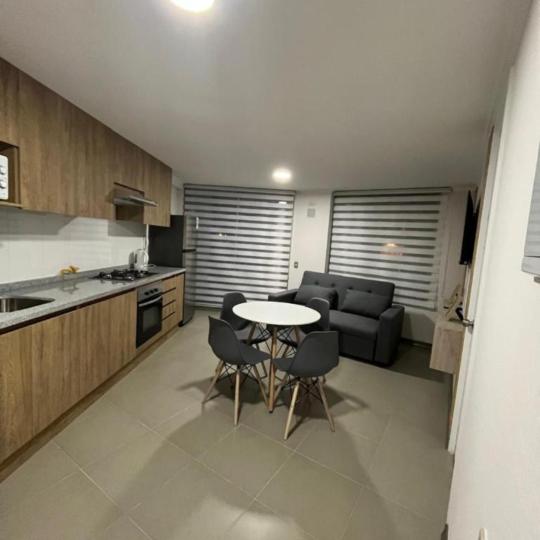 By Duarte Property 02 - One-Bedroom Apartment - 9