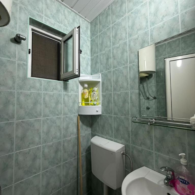 Elite Stay - Double Room with Balcony - 5