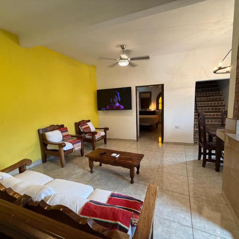 CASA Golondrinas PV - Two-Bedroom House - 39