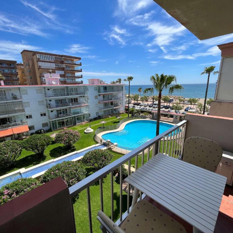 Seafront Fuengirola 2 Balconies Pool & Views - Appartement - 3