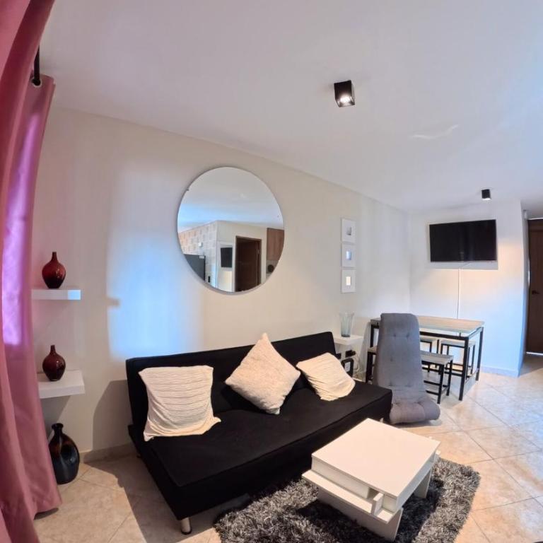 Awesome Apt in the heart of Medellin - Two-Bedroom Apartment - 5