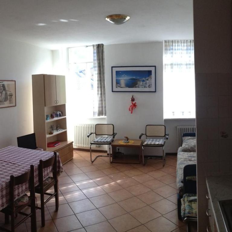 Via Dante 10 - Appartamento con 1 Camera da Letto - 1