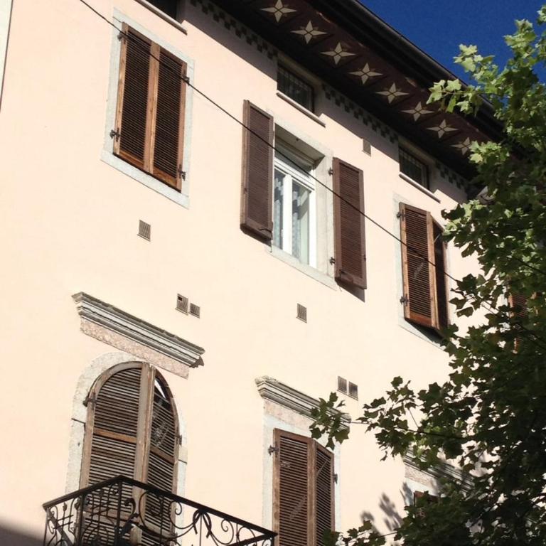 Via Dante 10 - Appartamento con 1 Camera da Letto - 2