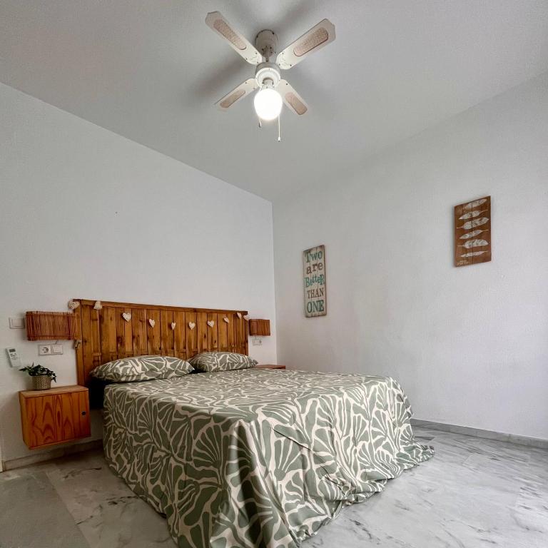 Apartamento céntrico junto al mar con parking - Apartamento de 2 dormitorios con balcón - 12