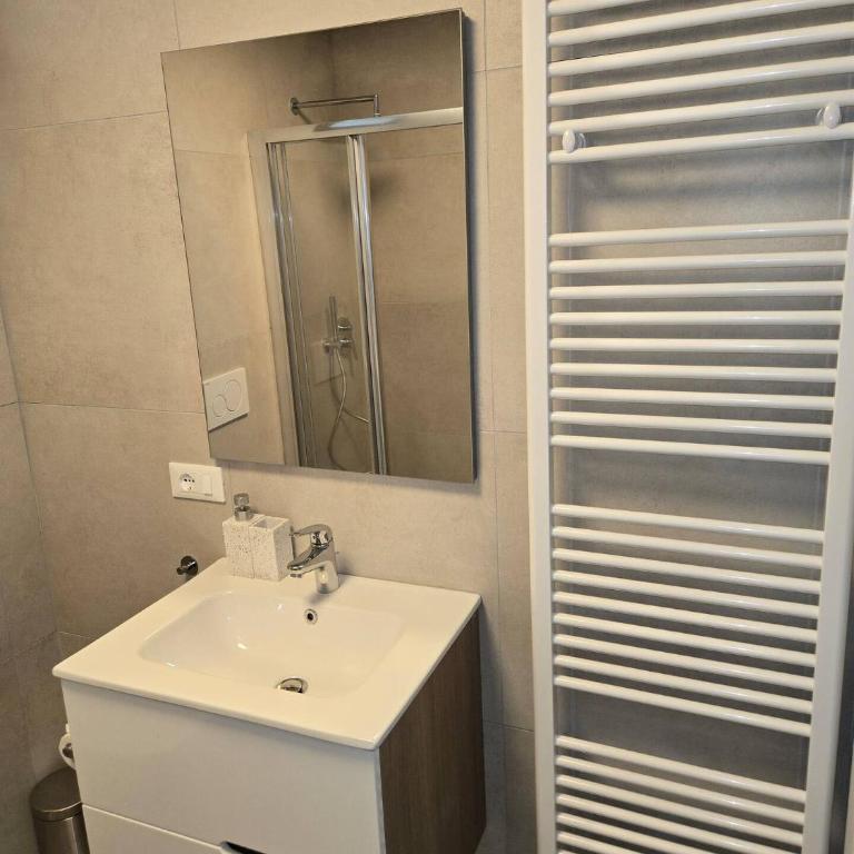 La Casa di Natan Ski In and Out Alpine Retreat - Casa con 2 Camere da Letto - 25