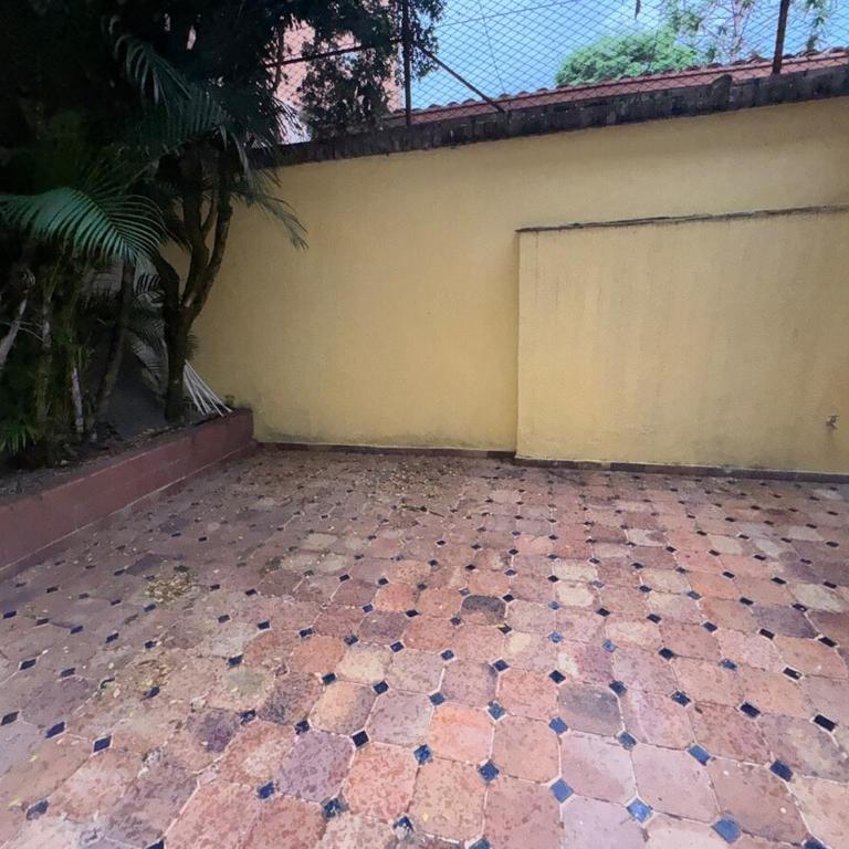 Nice room north of Cali, close to Granada - Double Room - 17
