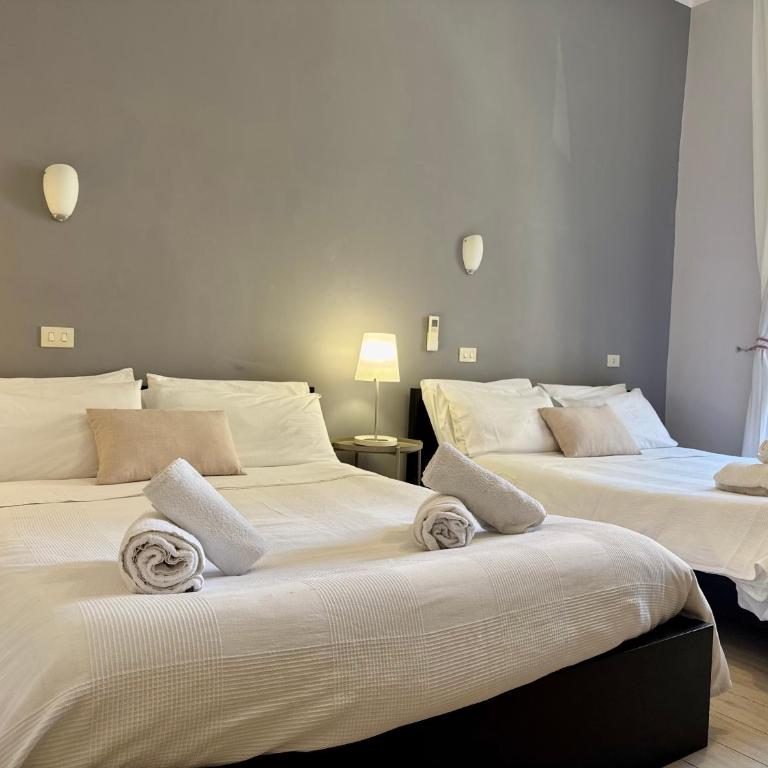 B&B 128 Roma - Camera Quadrupla con Bagno Privato - 7