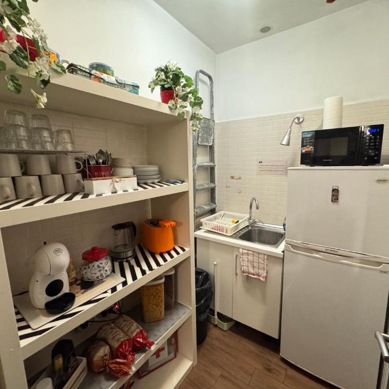 B&B 128 Roma - Camera Deluxe - 10