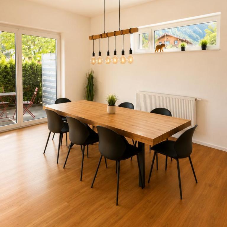 Allgäu Living l Ferienhaus 5 Apartments - Sauna - Balkon - Garten - Parkplatz - Familienfreundlich - Apartment mit 2 Schlafzimmern - 4