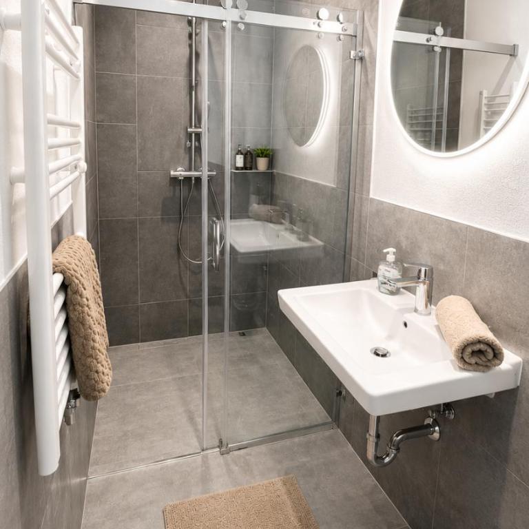 Allgäu Living l Ferienhaus 5 Apartments - Sauna - Balkon - Garten - Parkplatz - Familienfreundlich - Apartment mit 2 Schlafzimmern - 18