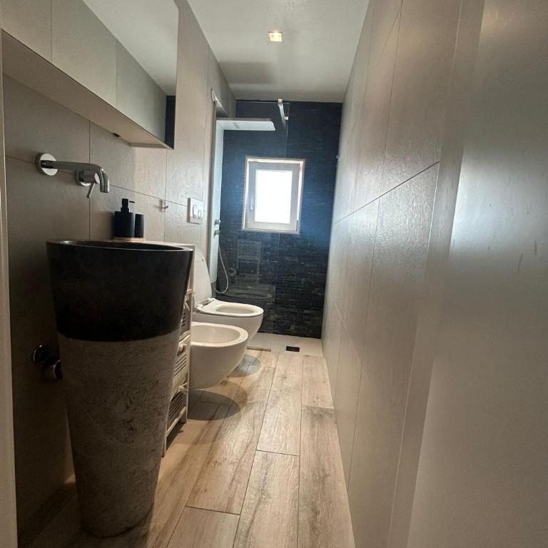 White Terrace - Two-Bedroom Apartment - 18
