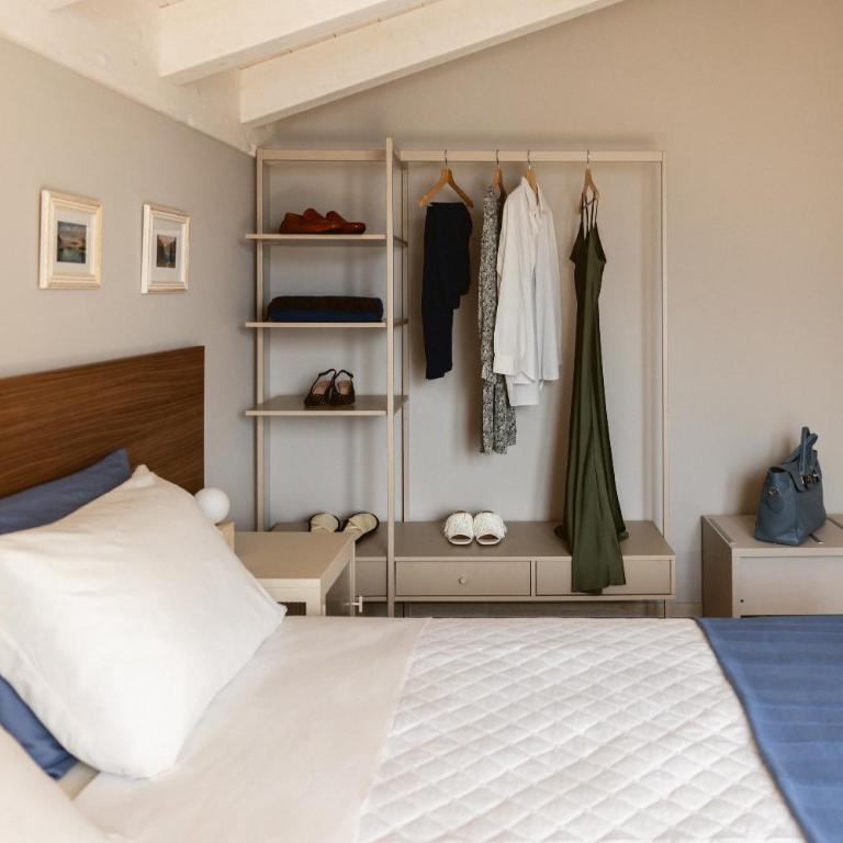 Hortus Bellagio - Double Room with Lake View - 5