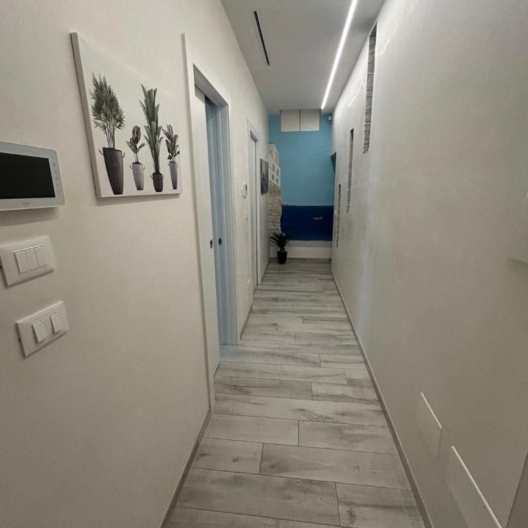 White Terrace - Two-Bedroom Apartment - 21