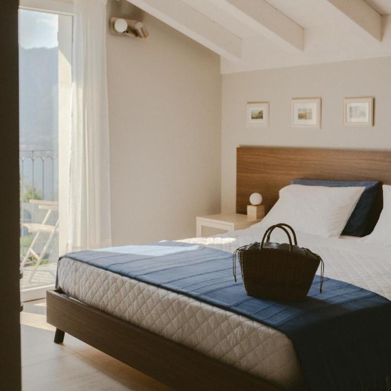 Hortus Bellagio - Double Room with Lake View - 1