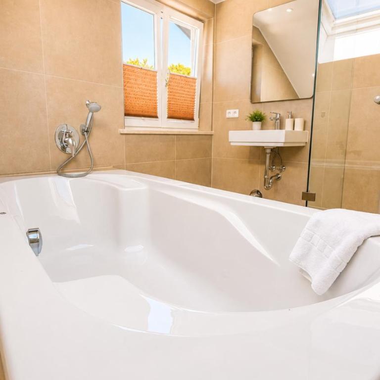 Allgäu Living l Ferienhaus 5 Apartments - Sauna - Balkon - Garten - Parkplatz - Familienfreundlich - Apartment mit 2 Schlafzimmern - 11