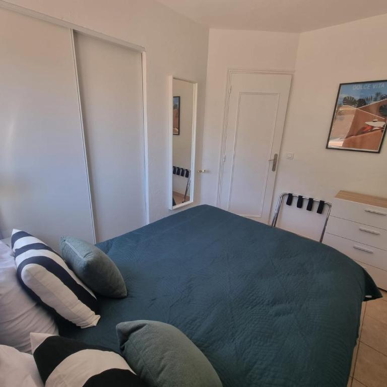 T2 Villa Dolce Vita avec piscine et vue mer - Chambre Double - 4