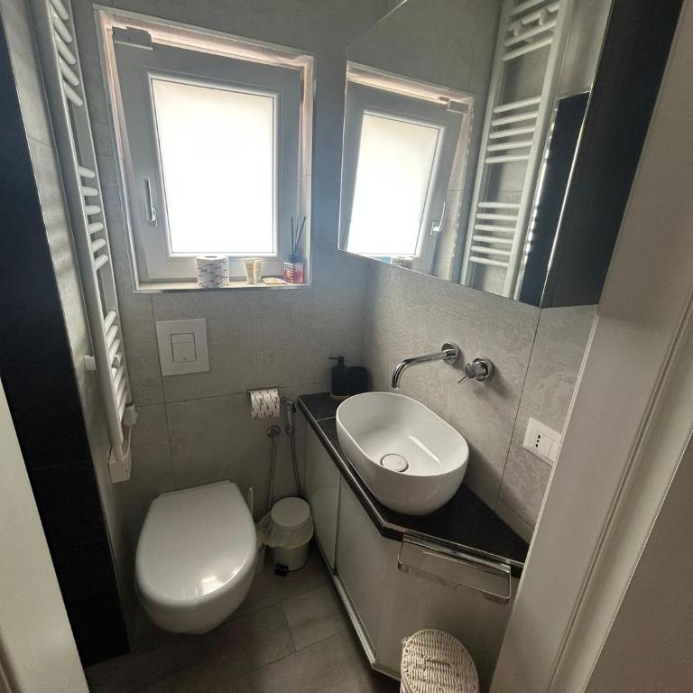 White Terrace - Two-Bedroom Apartment - 28