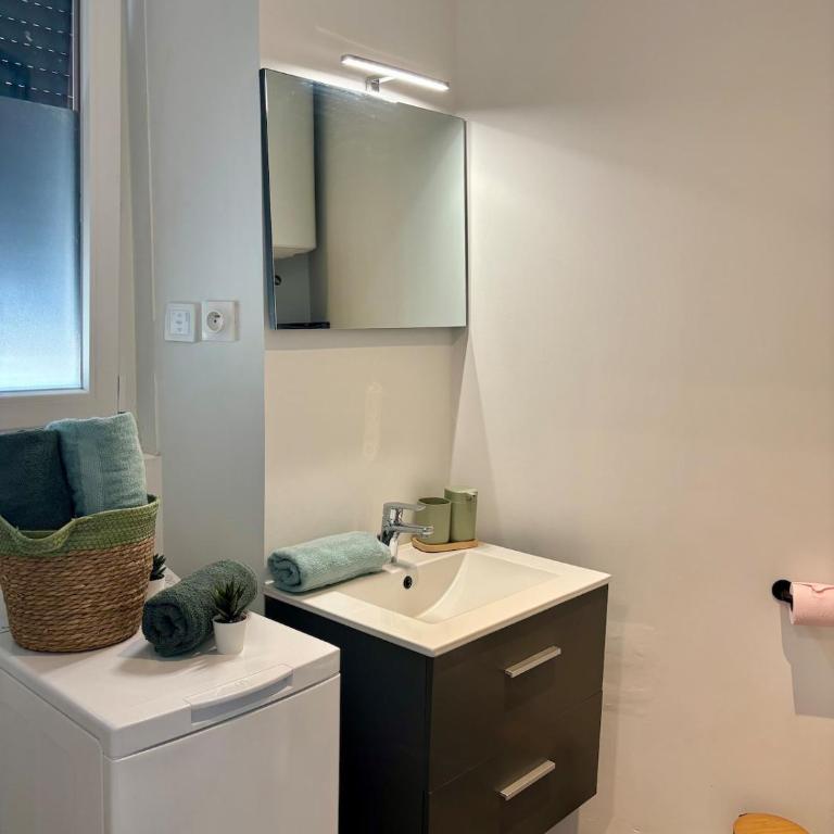 Studio Céladon de la Gare 3 minutes à pied - Appartamento con 1 Camera da Letto - 10