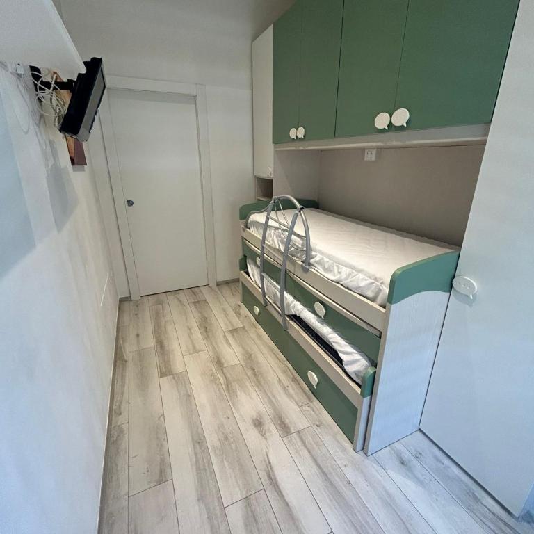 White Terrace - Two-Bedroom Apartment - 26