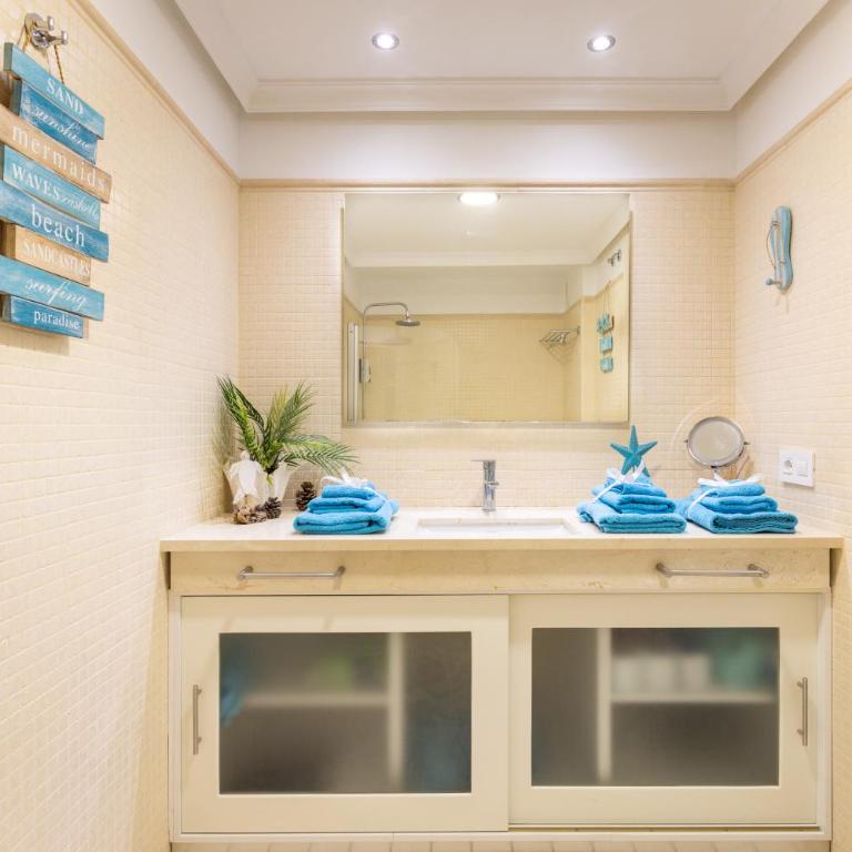 Tropical Gigantes # Sea views # Pool # Hot tub - One-Bedroom Apartment with Balcony and Mountain View - 2