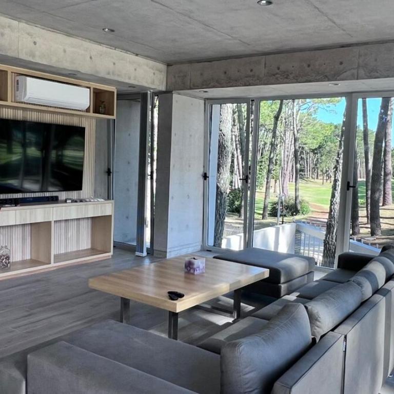 Casa Mainumby - Isla del Cariló Golf - Frente al Hoyo 1 - Villa - 92