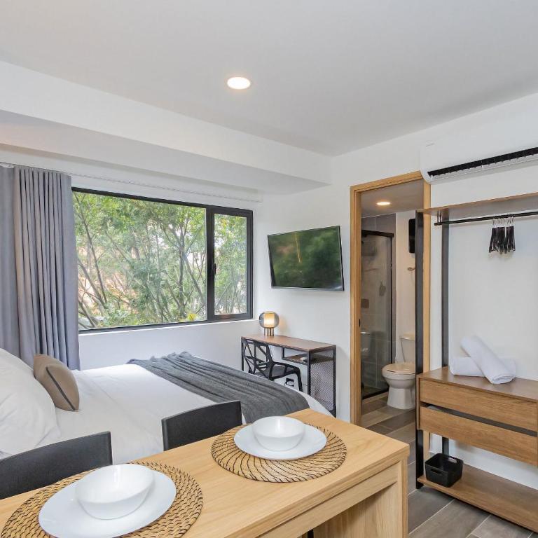 Bloom - Studio Apartment with Queen Bed - 10