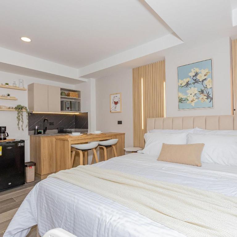 Bloom - One-Bedroom Premium Apartment - 8