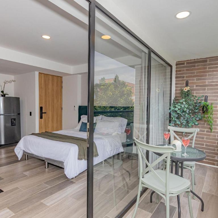 Bloom - Apartment with View - 10