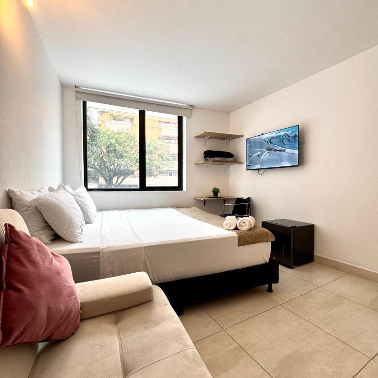 Urbanity Living La 70 Medellin - King Room - 12