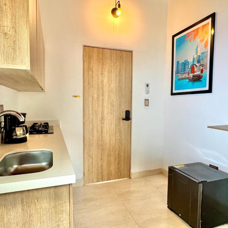 Urbanity Living La 70 Medellin - One-Bedroom Deluxe Apartment - 7