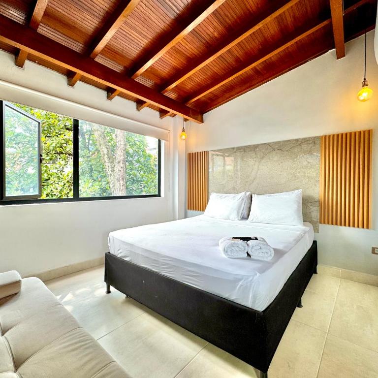 Urbanity Living La 70 Medellin - One-Bedroom Deluxe Apartment - 11