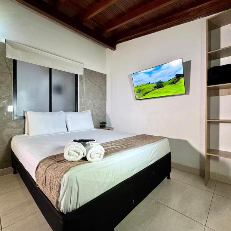 Urbanity Living La 70 Medellin - Deluxe Apartment - 4