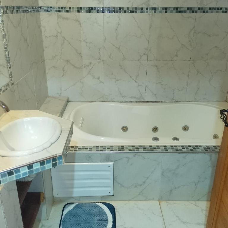 Cabaña con vista al río - Casa con 1 dormitorio - 2