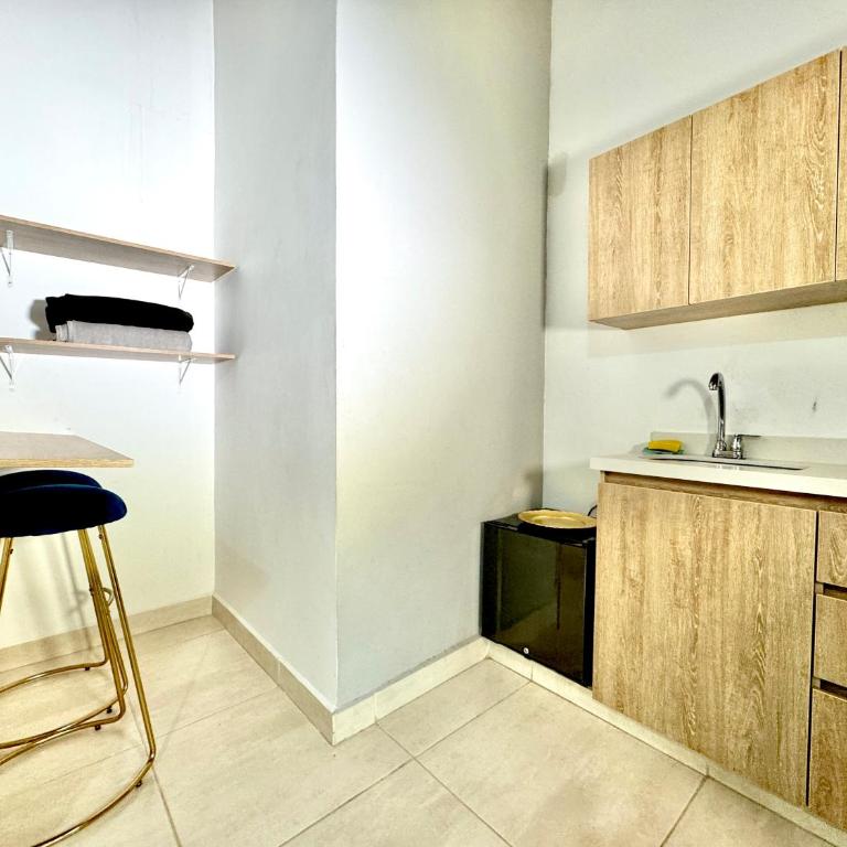 Urbanity Living La 70 Medellin - Apartment - 9