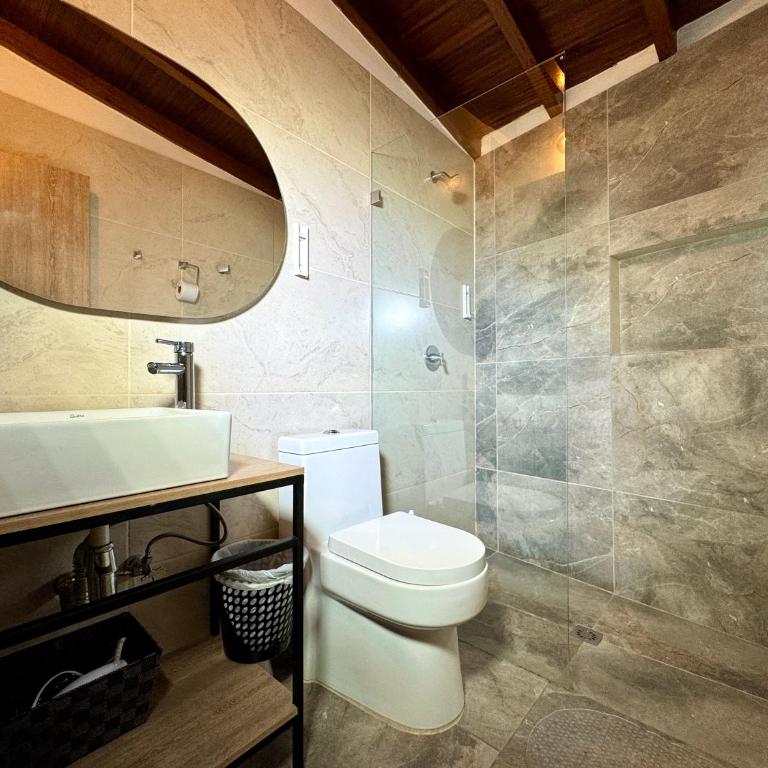 Urbanity Living La 70 Medellin - Deluxe One-Bedroom Apartment - 7