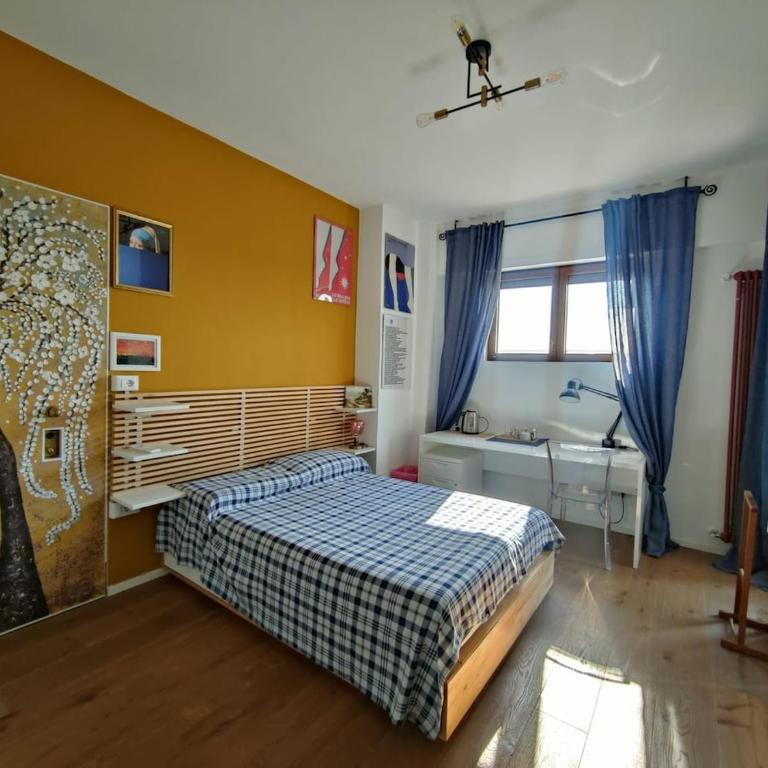 Private bedroom, bathroom, and terrace, metro, no kitchen - Doppelzimmer mit eigenem Bad - 9