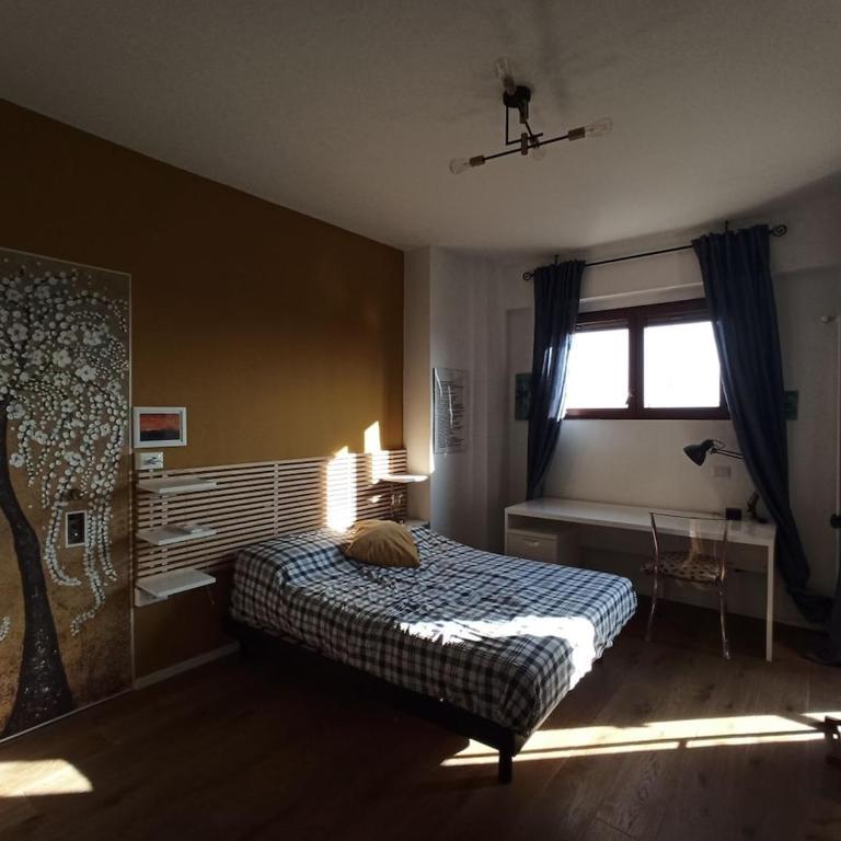 Private bedroom, bathroom, and terrace, metro, no kitchen - Doppelzimmer mit eigenem Bad - 10